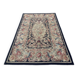 Carpet with knotted stitches in the style of Aubusson