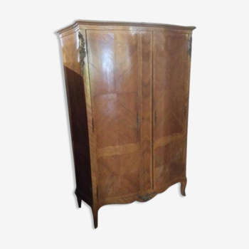 2-door cabinet with exterior and interior veneer