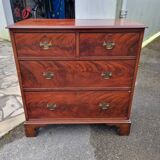 Mahogany chest of drawers, square fronts, early 20th century