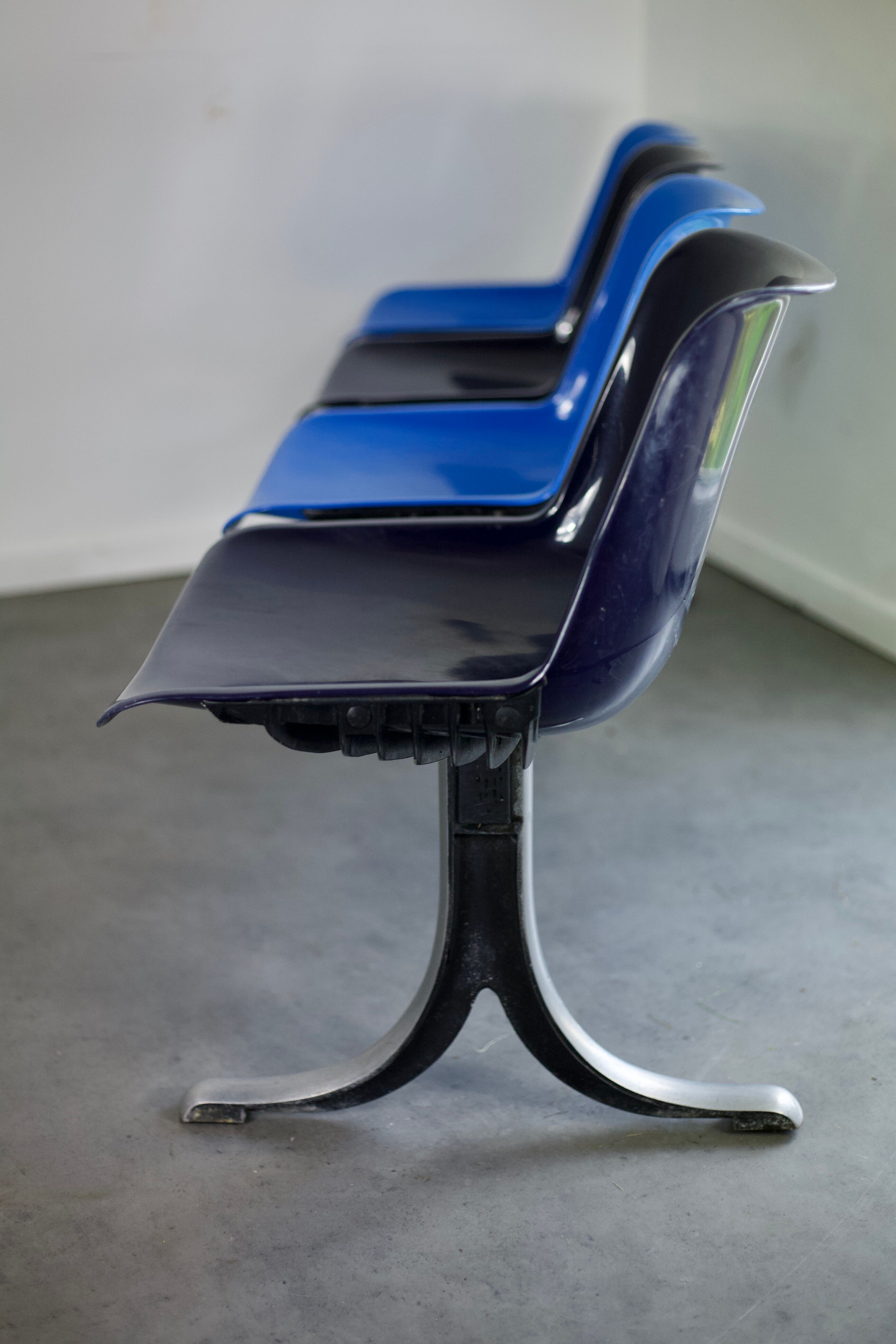 Bench of Osvaldo Borsani for Tecno Italy, 1982