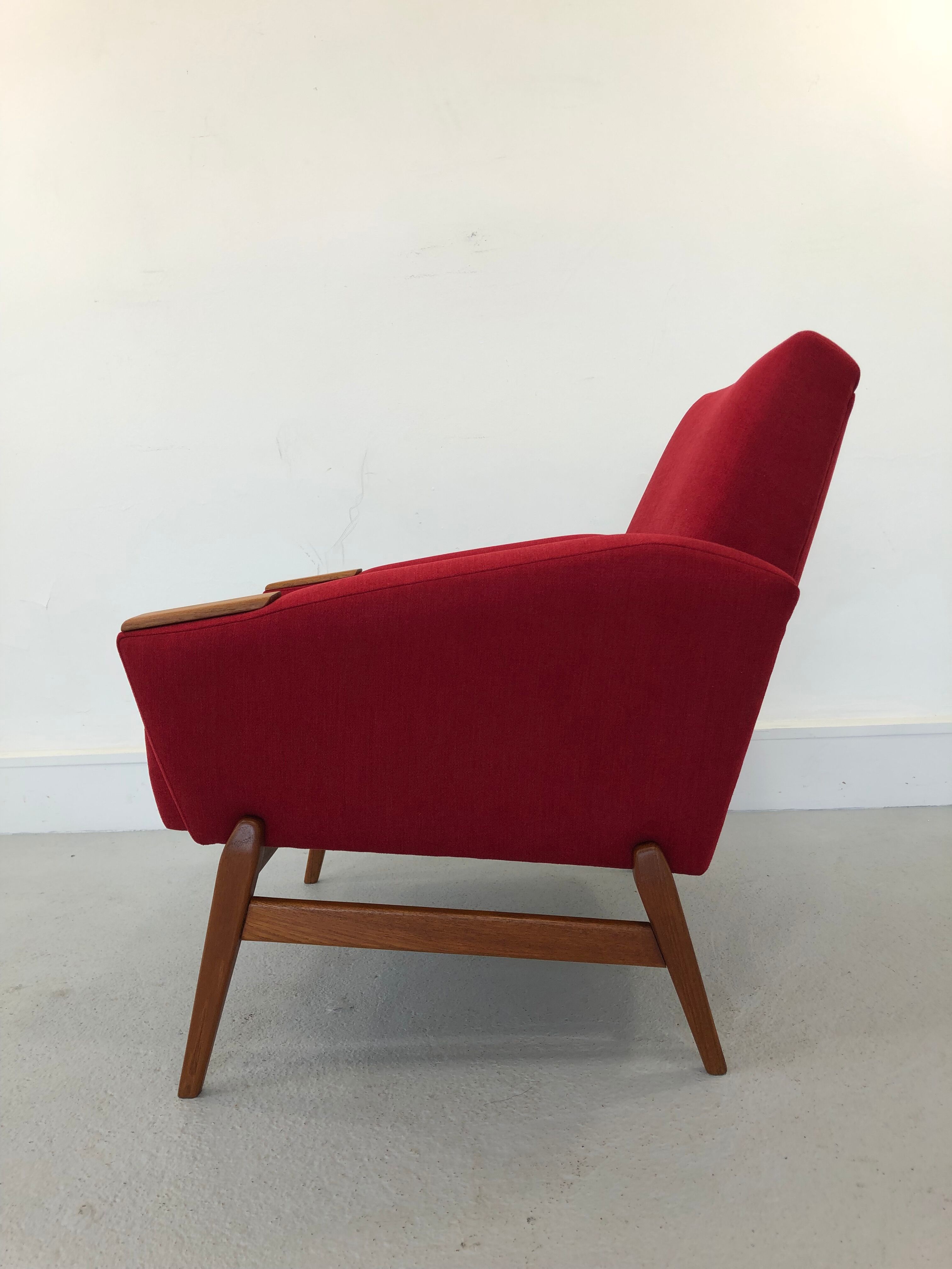 DANISH DESIGN ARMCHAIR IN WOOL & TEAK WOOD, 1970S