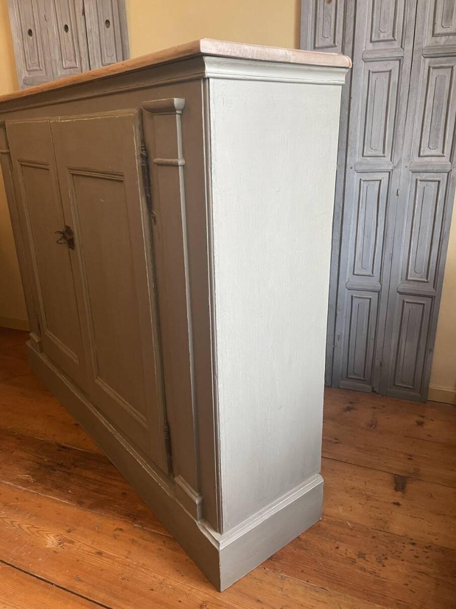 Large kitchen buffet cupboard chest of drawers