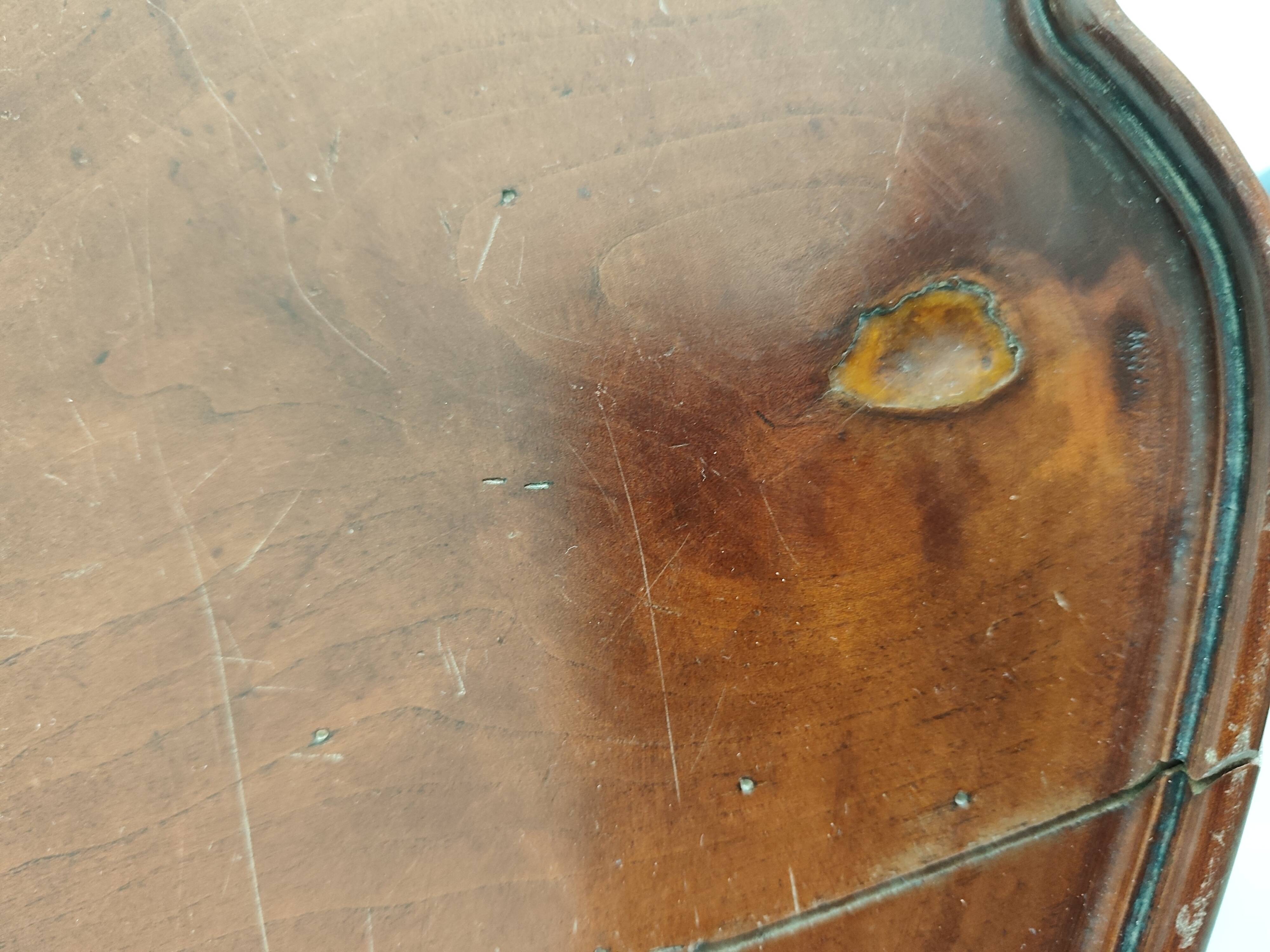 Antique tripod table