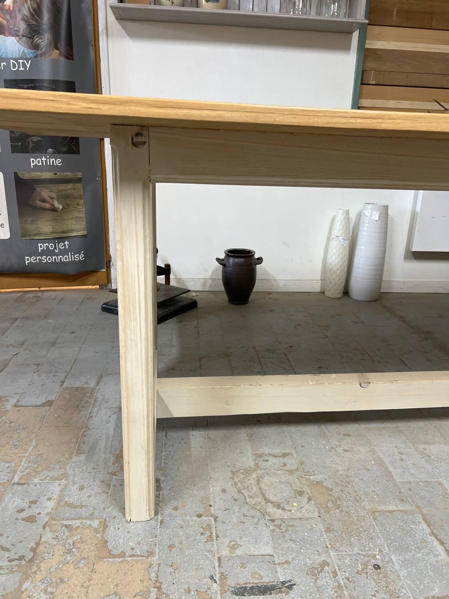 Farm table
