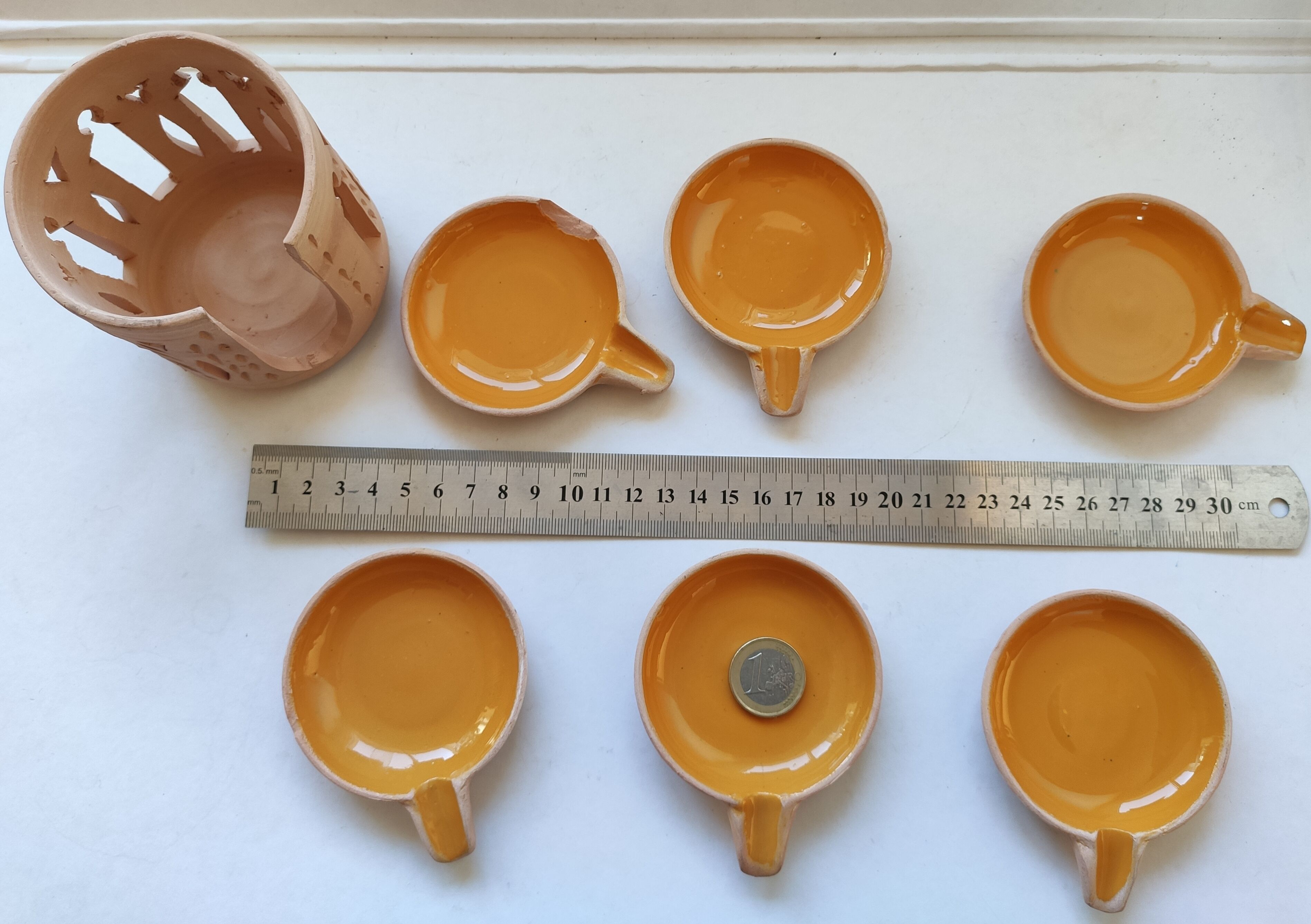 Set of 6 individual table ashtrays in ethnic yellow orange enamelled earthenware