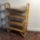 Étagère  sur pieds vintage 1950-60 en rotin clair