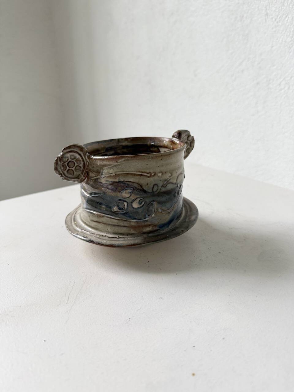 Yvon Gauchot ceramic bowl with handles