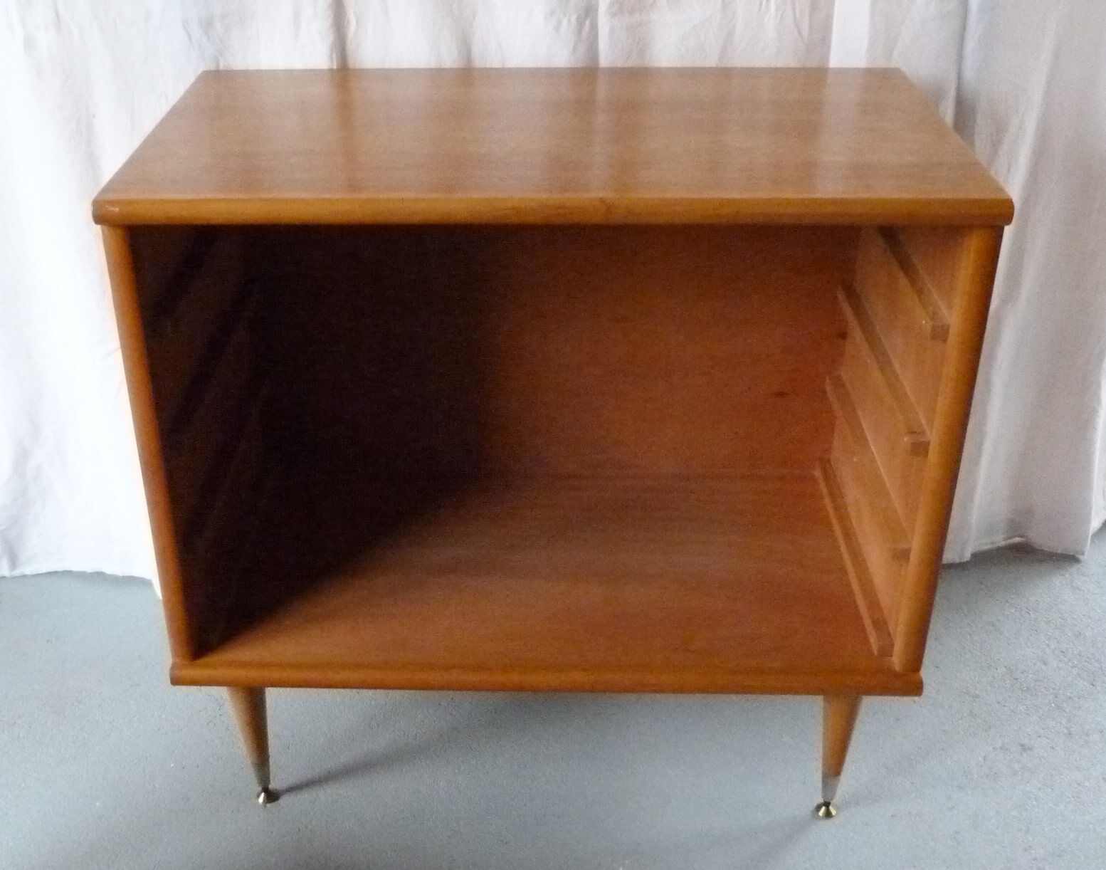 60s chest of drawers