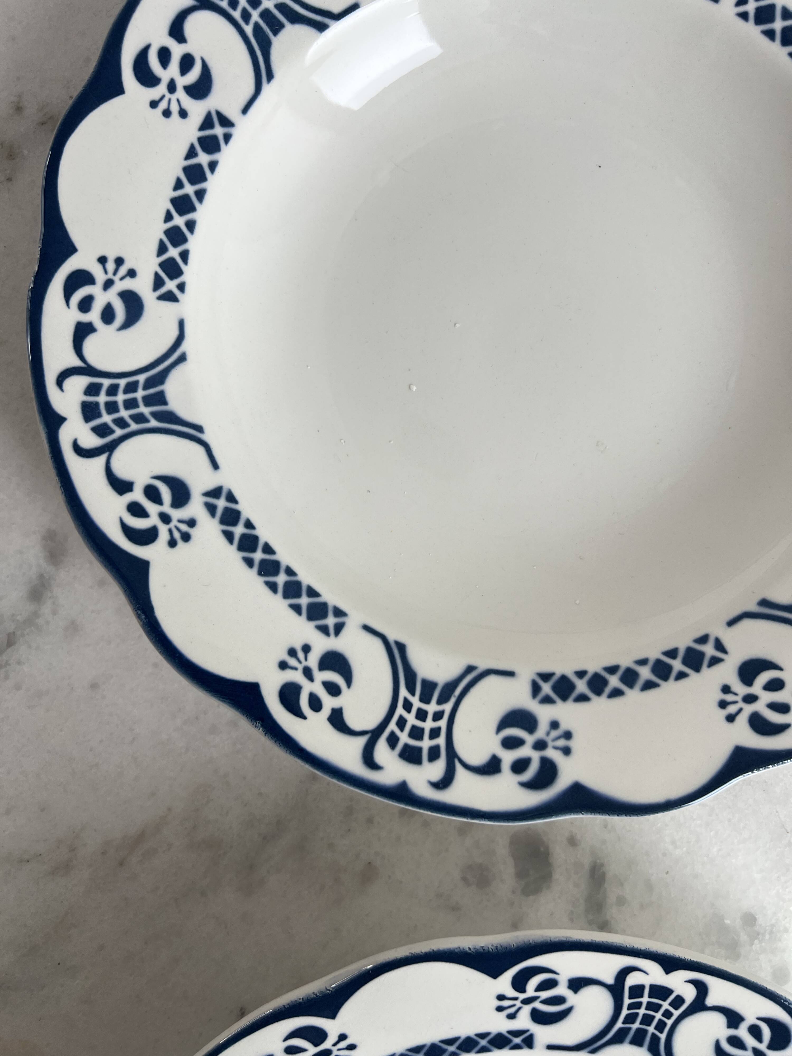 Set of 2 deep plates Marie Christine Sarreguemines