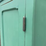 Bonnet, wardrobe