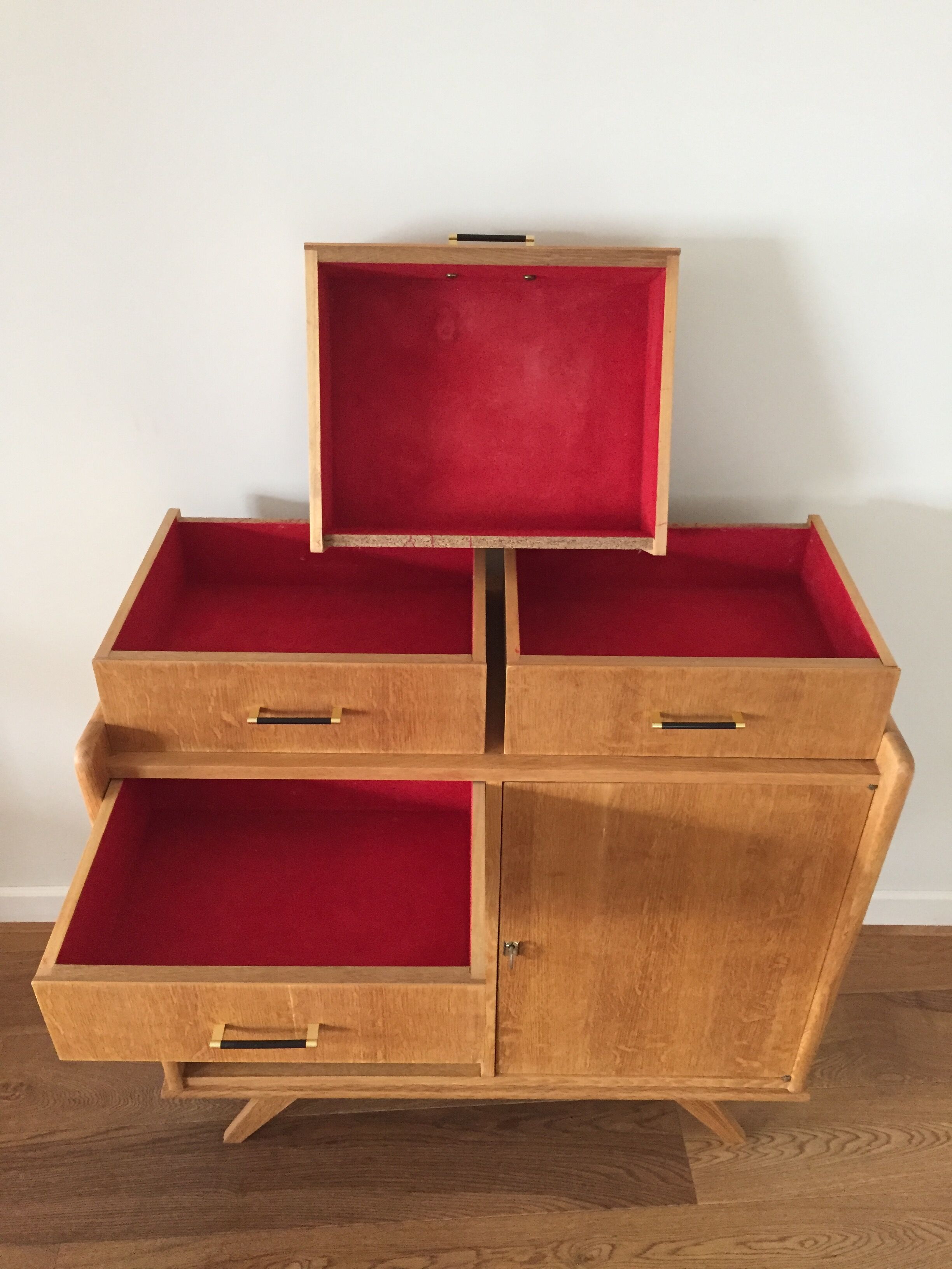 Vintage dresser buffet