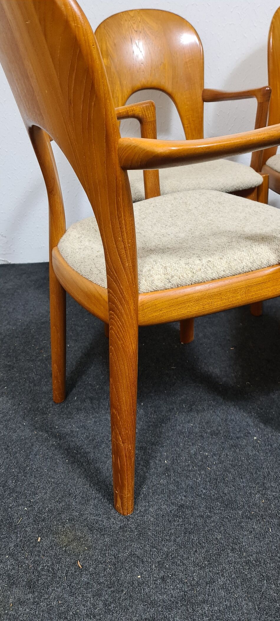 Set of 6 chairs by Niels Keofoed for Hornslet