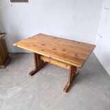 Mountain furniture table made of solid pine
