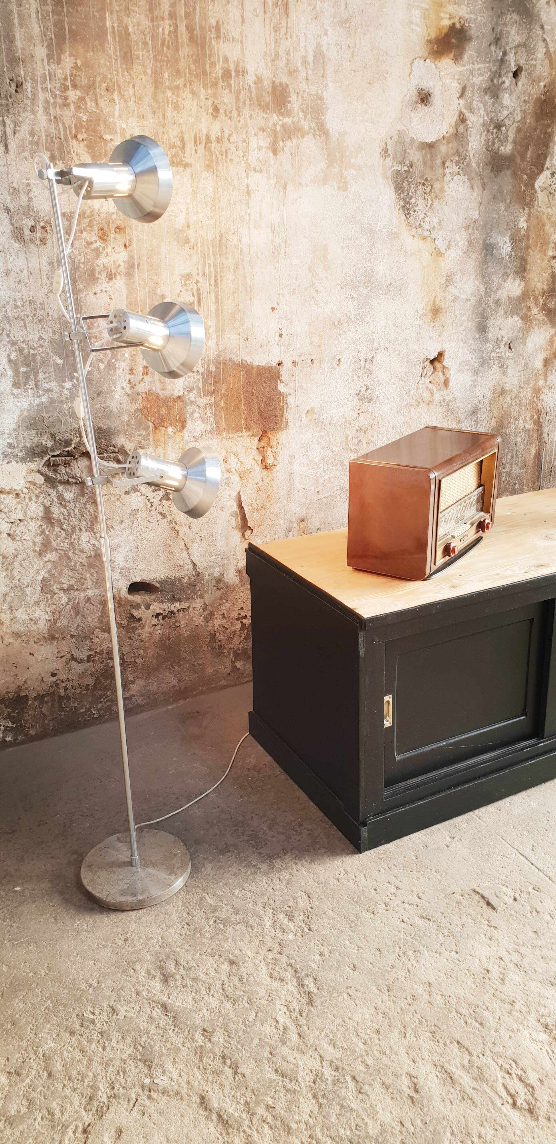 Trade furniture