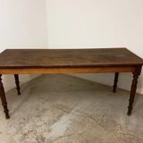 Farm table