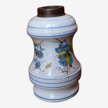 Foot oil lamp painted porcelain