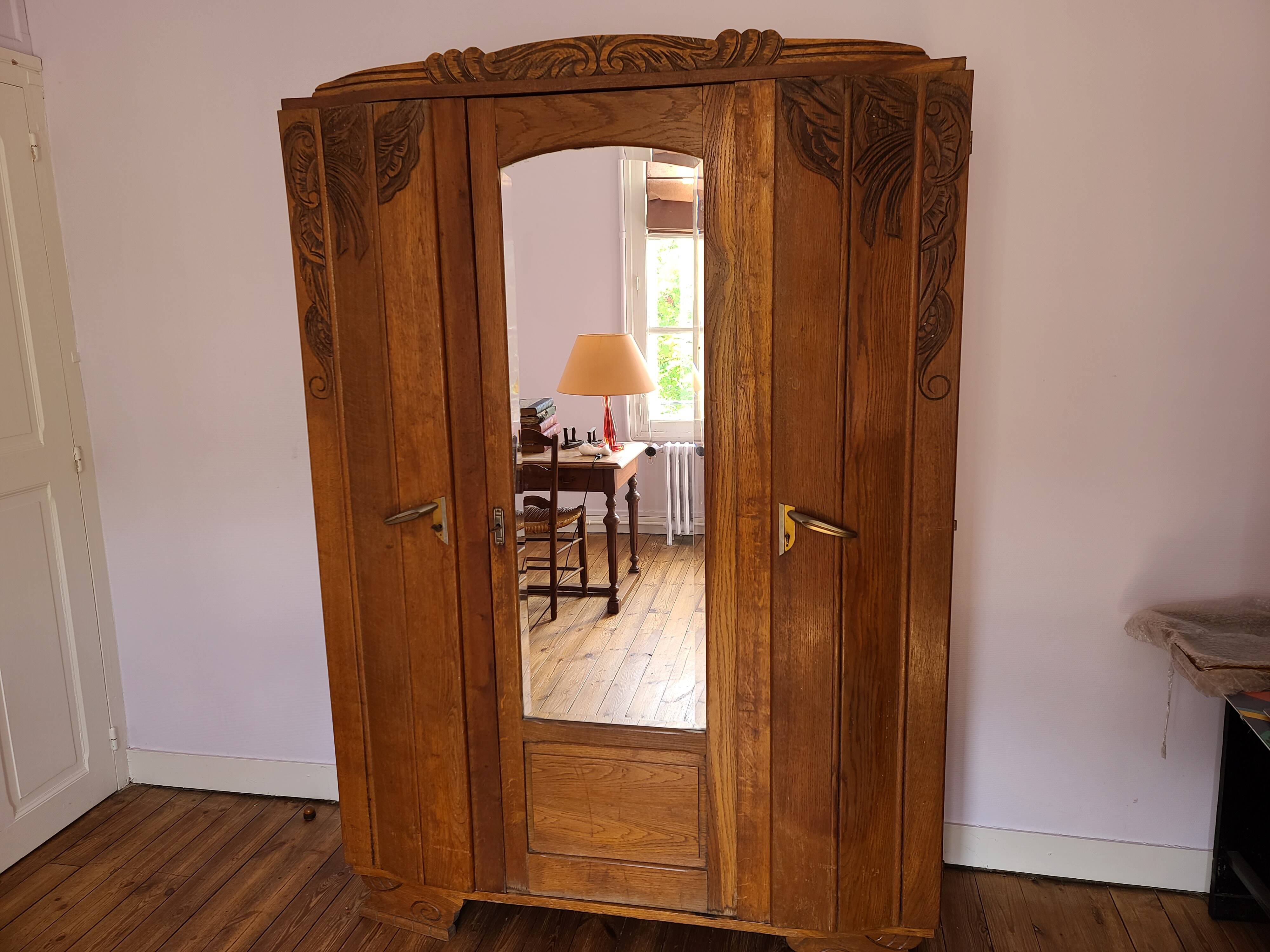 vintage wardrobe from the 1950s
