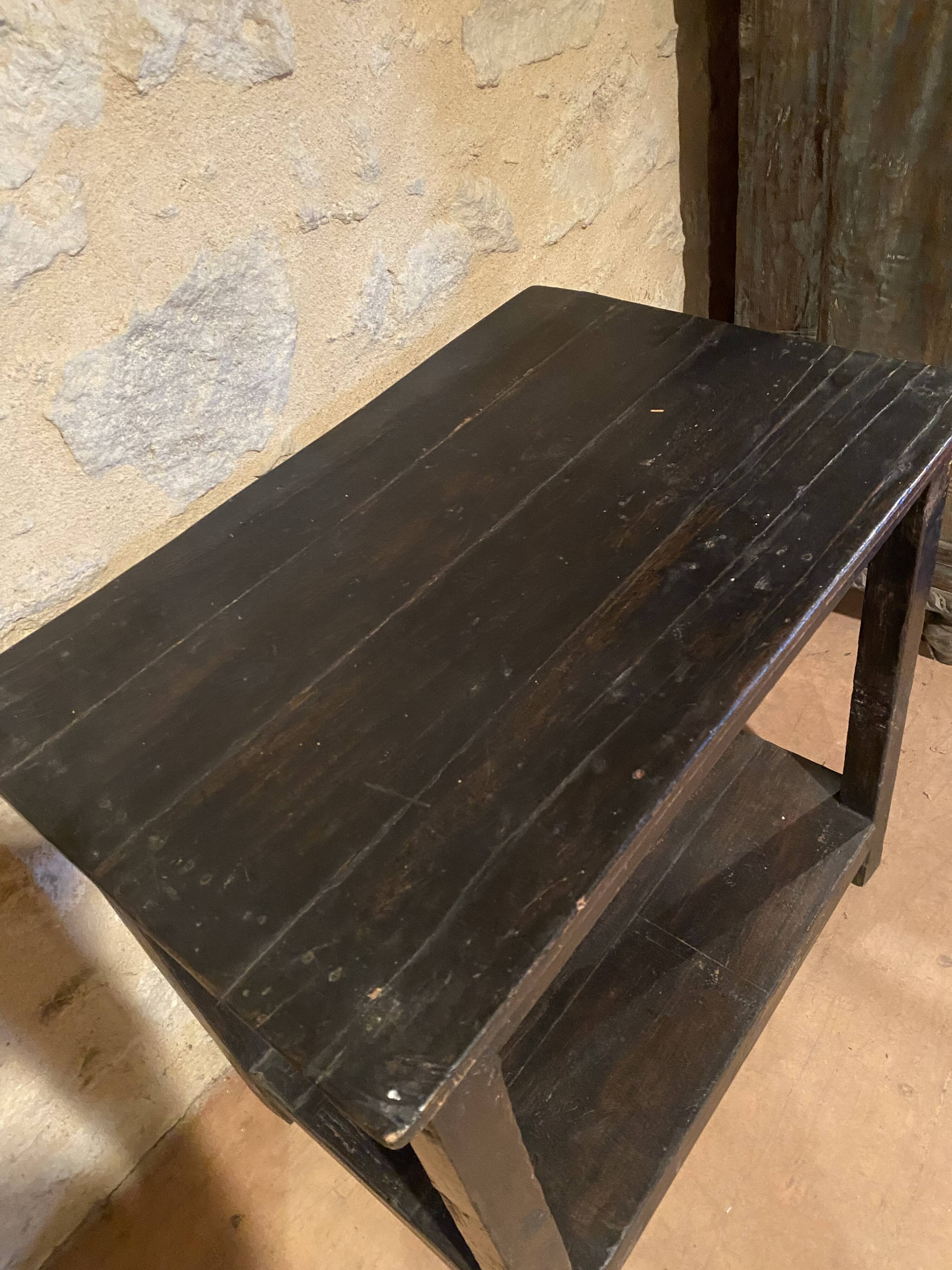 Console en teck laqué noire