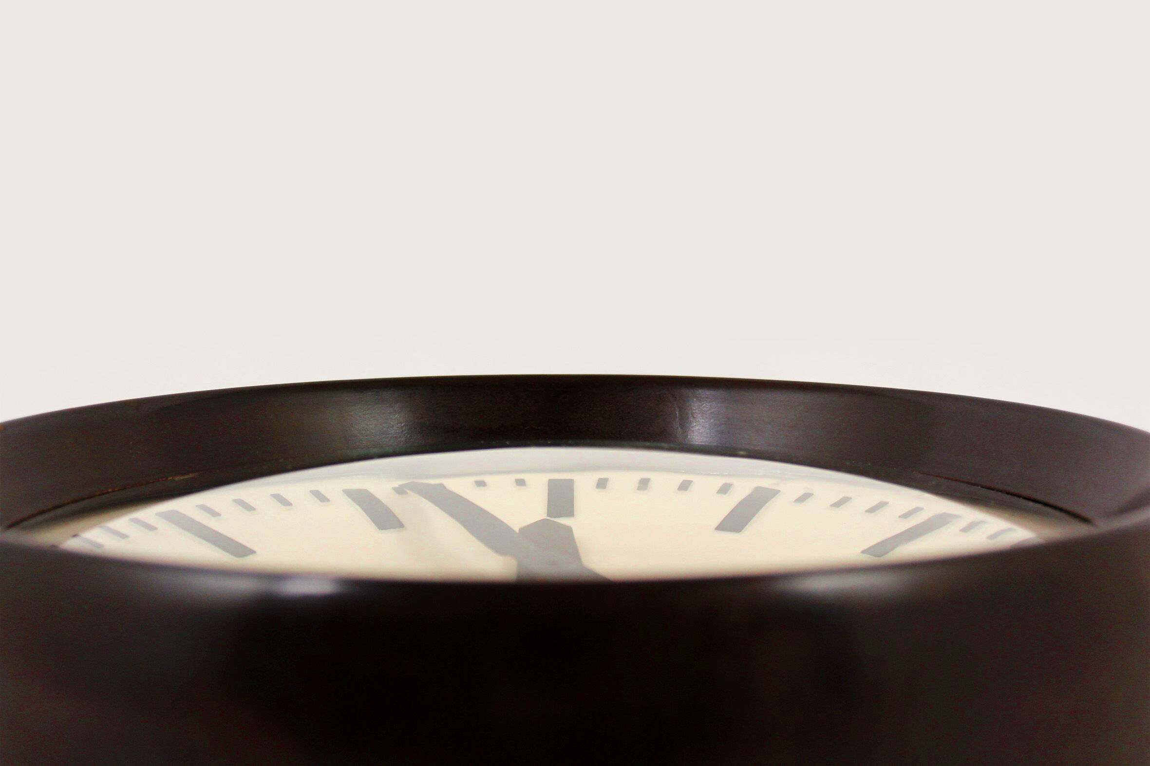 Railway clock from Pragotron, 1950