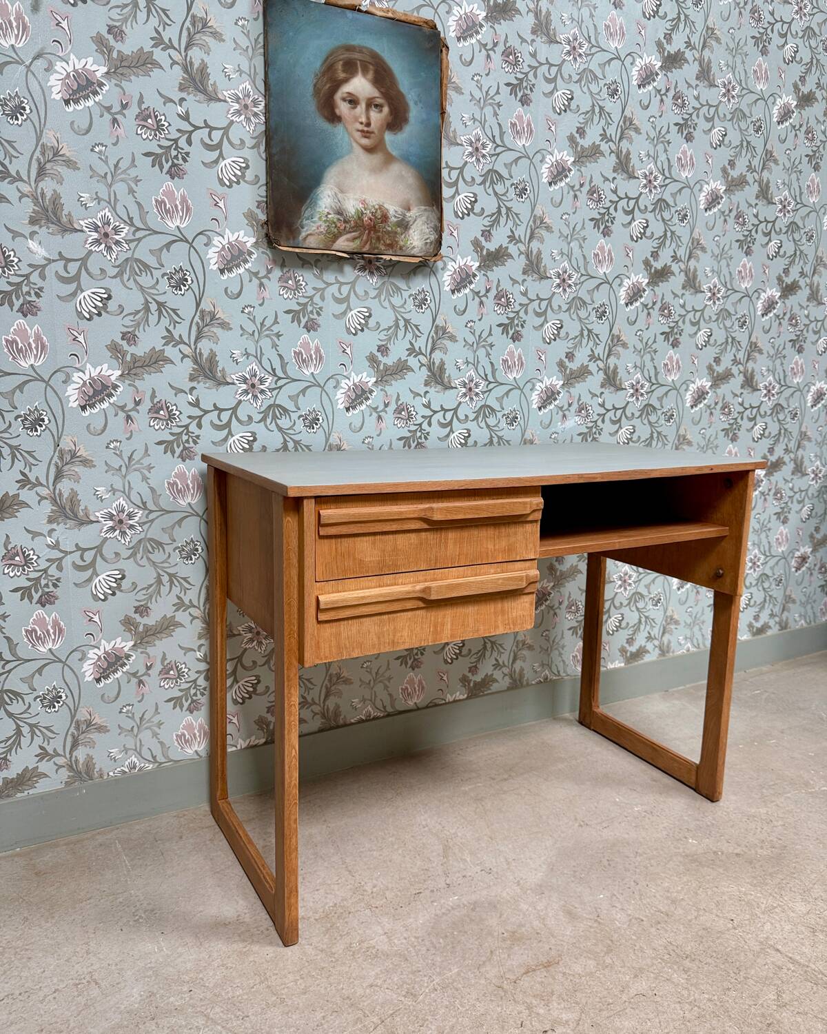 Oak desk from the 70s (renovated)