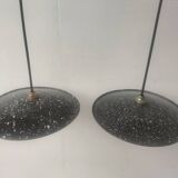 2 enamelled sheet metal suspensions
