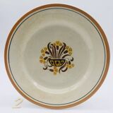 6 Dinner Plates, Creil and Montereau – Carnation model.