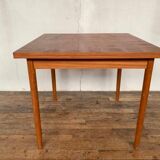 Square table in teak 85 x 85 cm