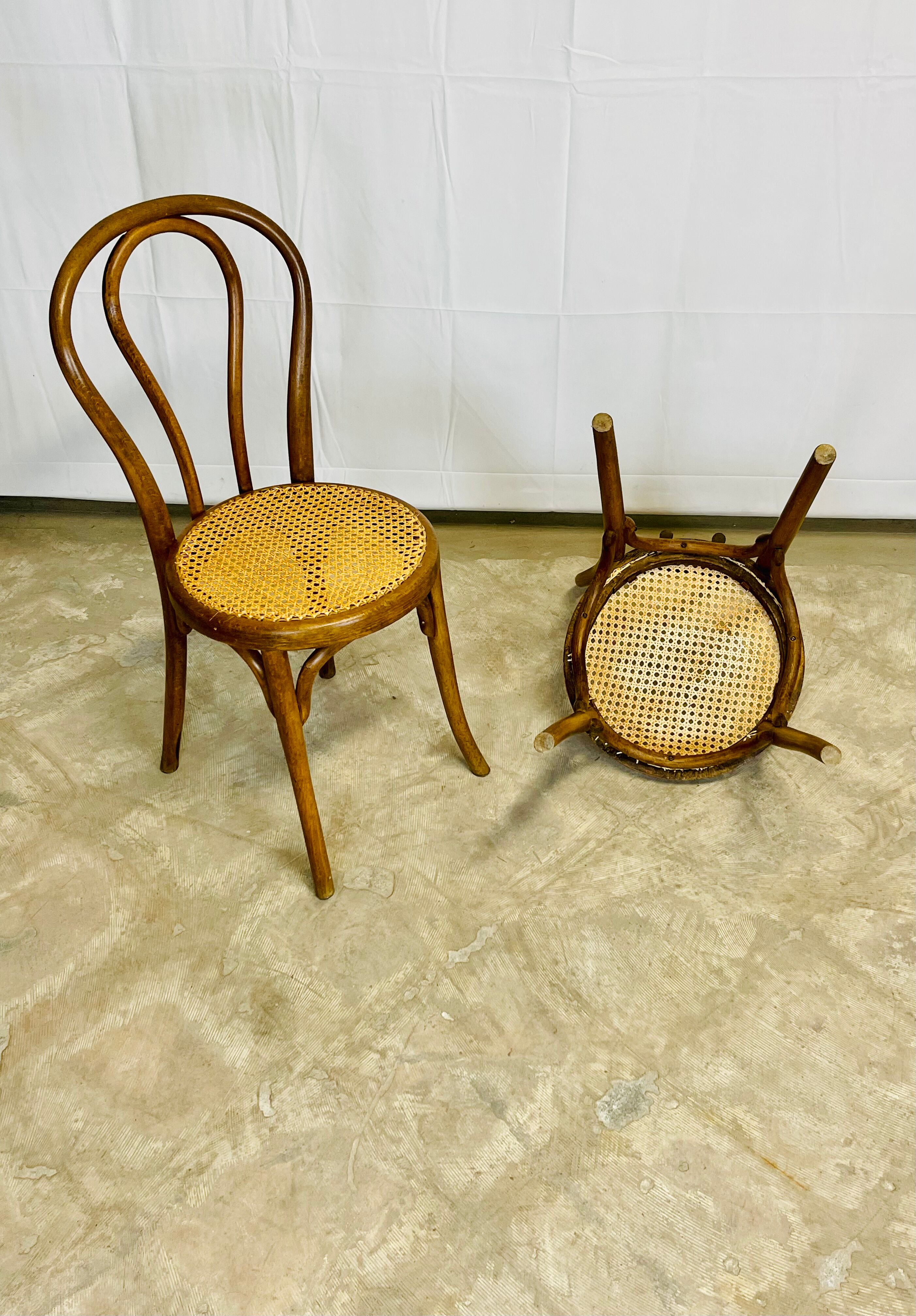 4 chaises Kohn