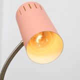 Mid-Century Modern Italian Table Lamp in Salmon and ChromeMid-Century Itali