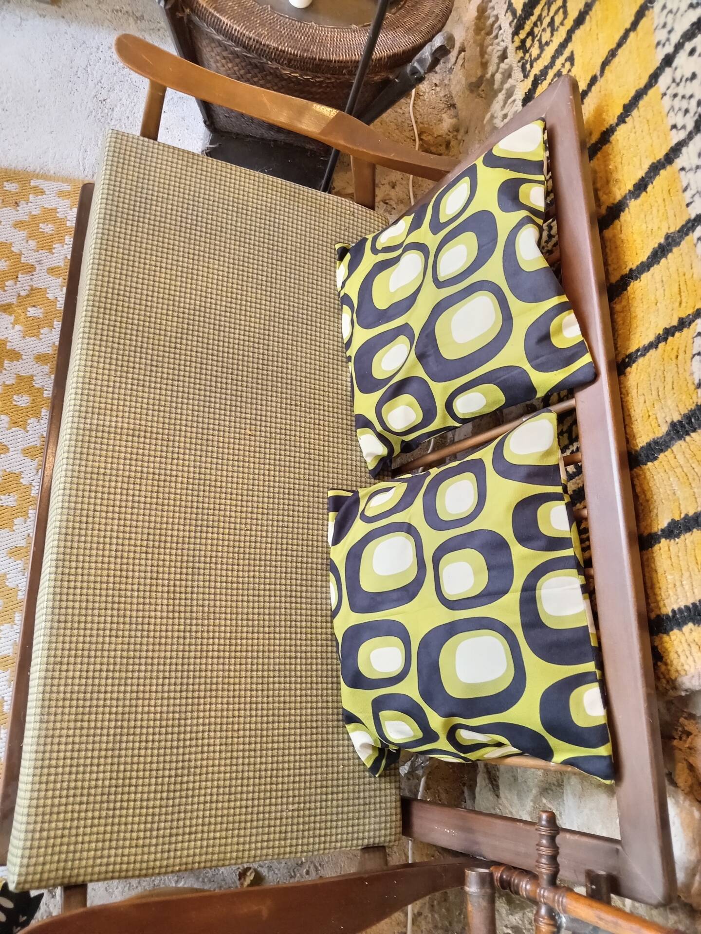 Scandinavian banquette style