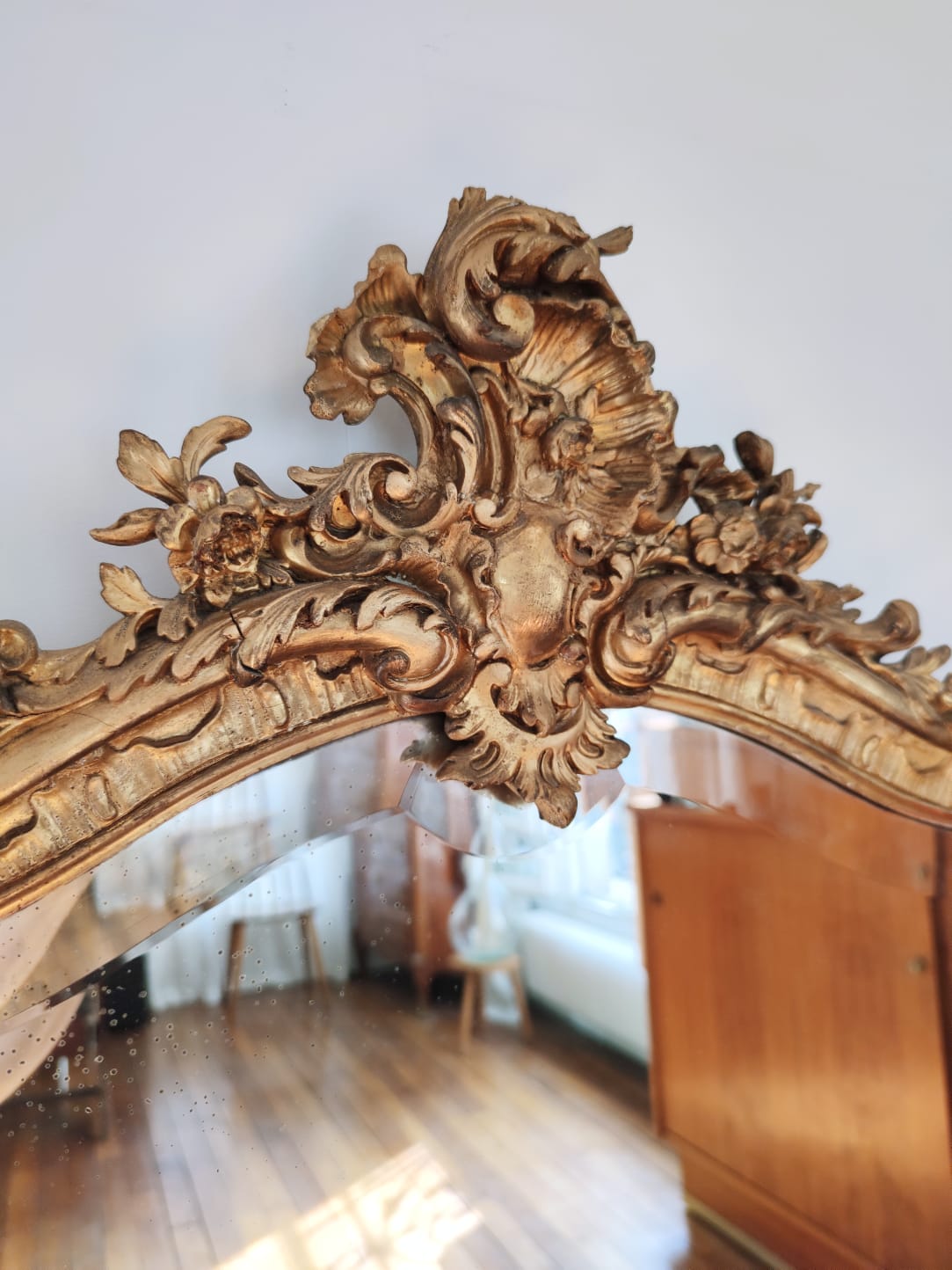 Large gilded mirror louis XV rockery  142x99cm