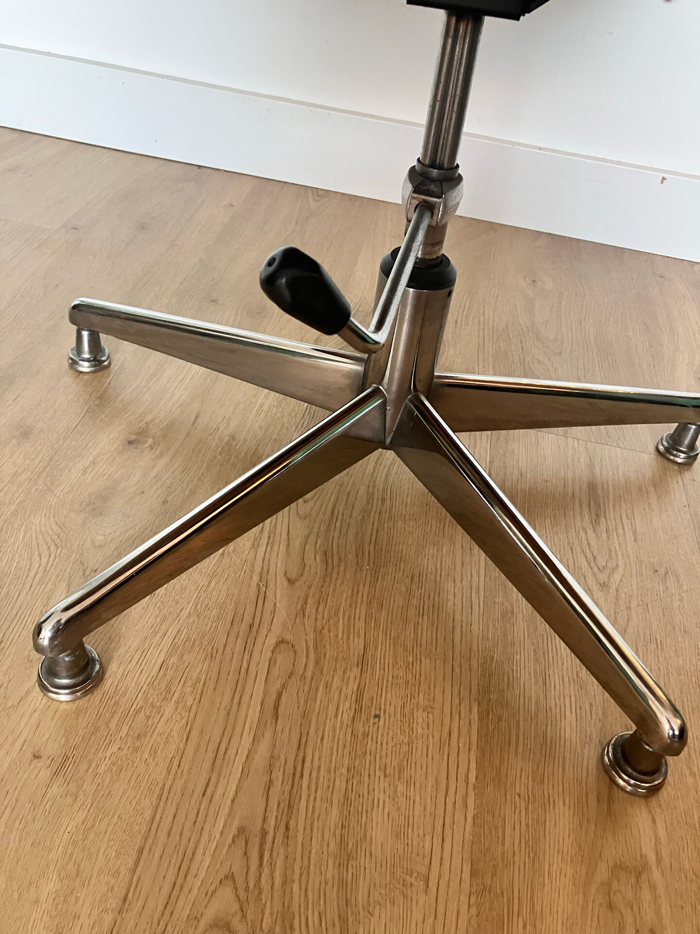 Fauteuil de direction pivotant