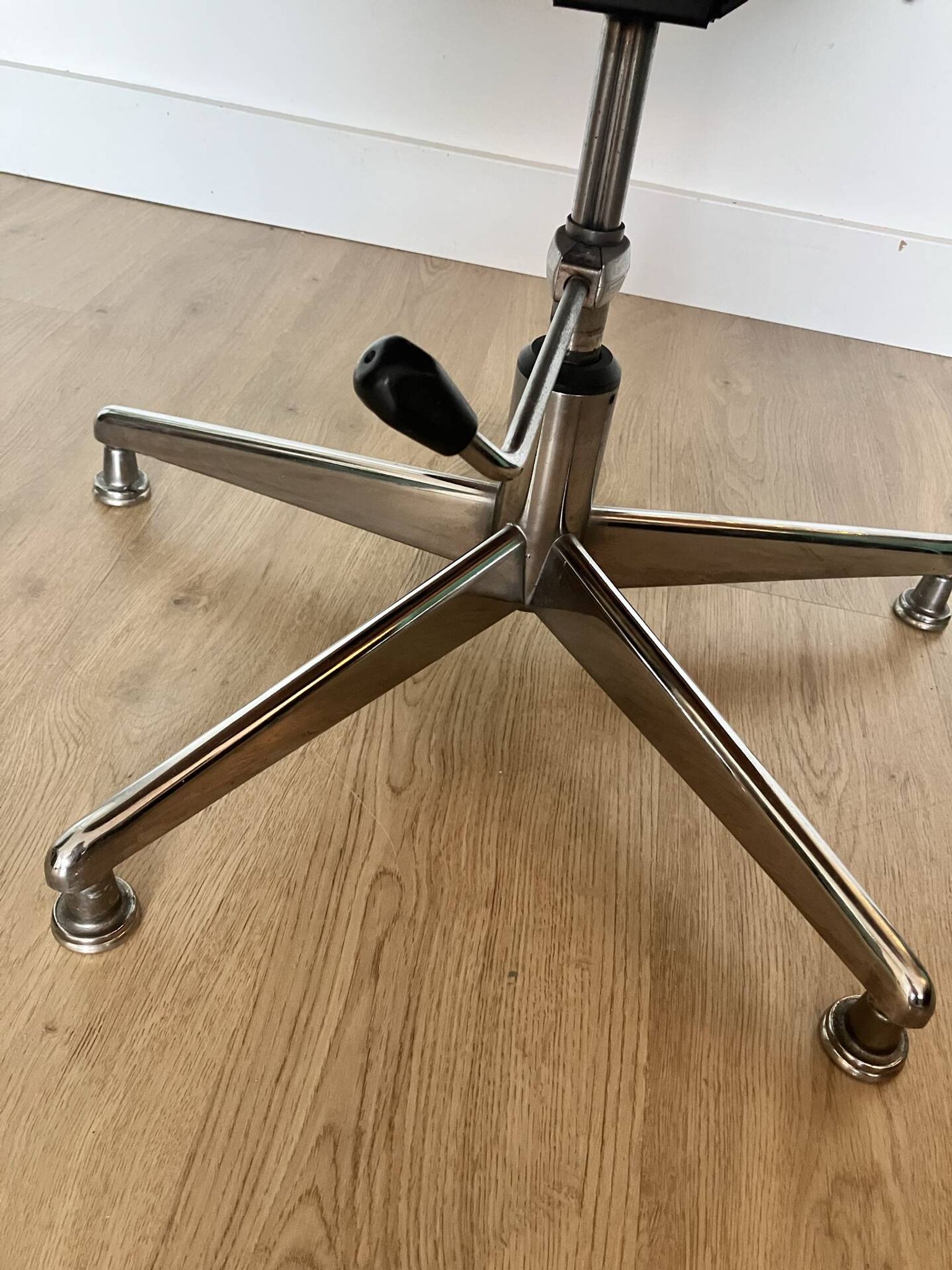 Fauteuil de direction pivotant