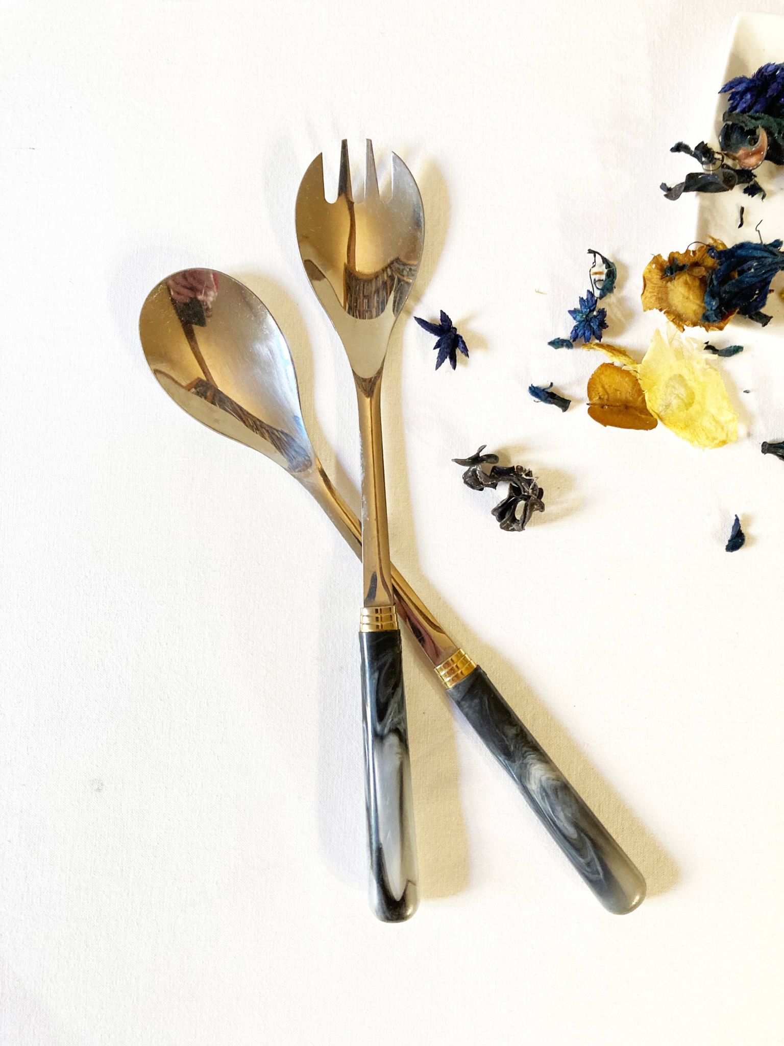 Couverts de service en inox et bakélite, Guy Degrenne