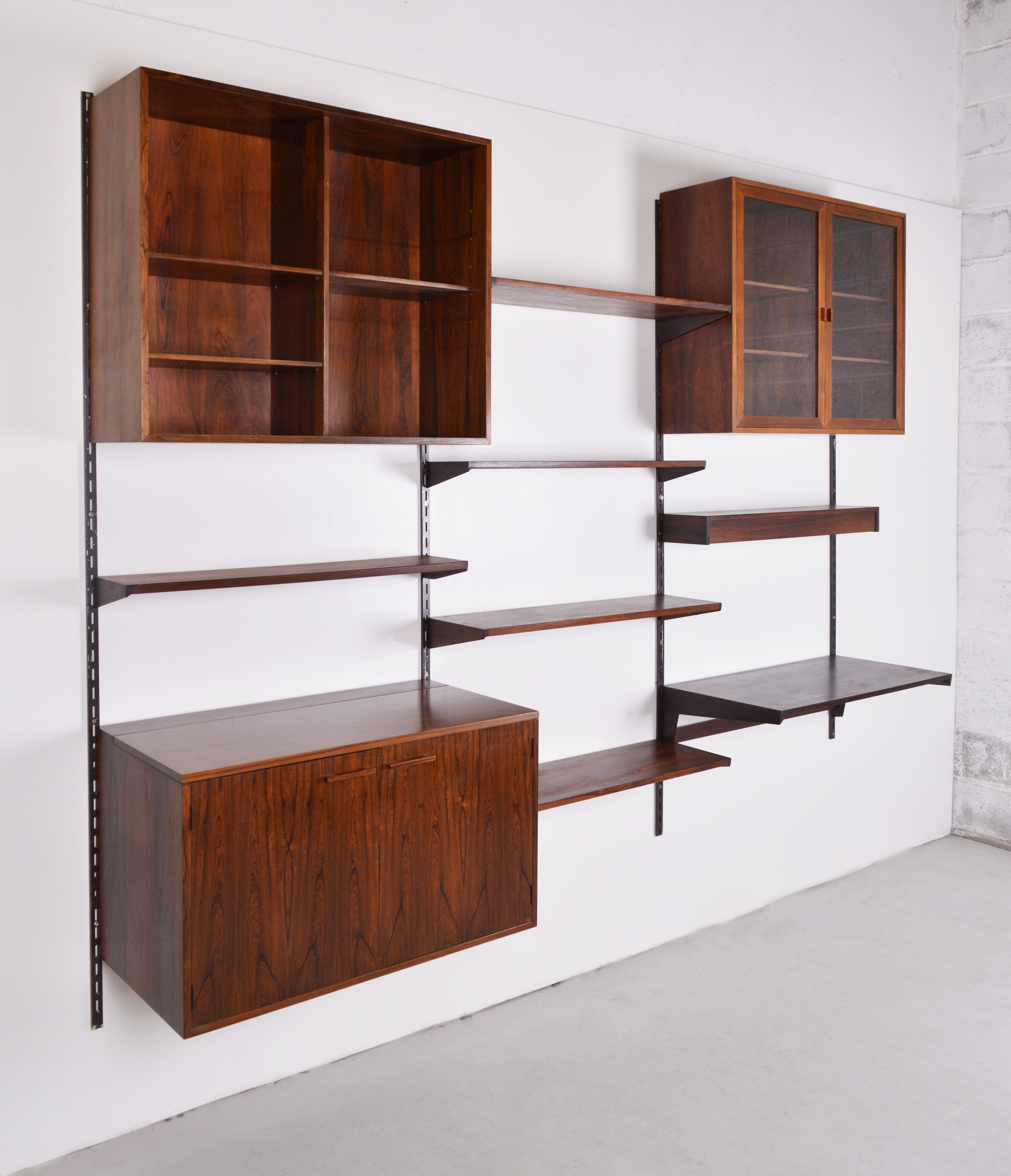 Rosewood Hanging Library - Kai Kristiansen - 1960