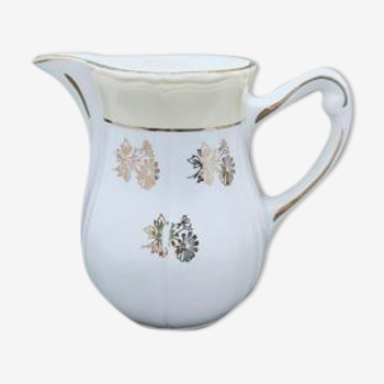 Milk pot in porcelain of poreylor l'amendiroise