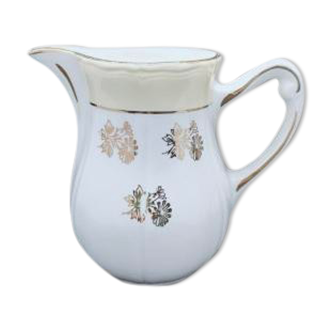Milk pot in porcelain of poreylor l'amendiroise