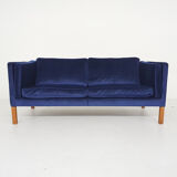 Canapé  2,5 places de Borge et Peter Mogensen pour Fredericia, modèle 2335, Danemark 1975