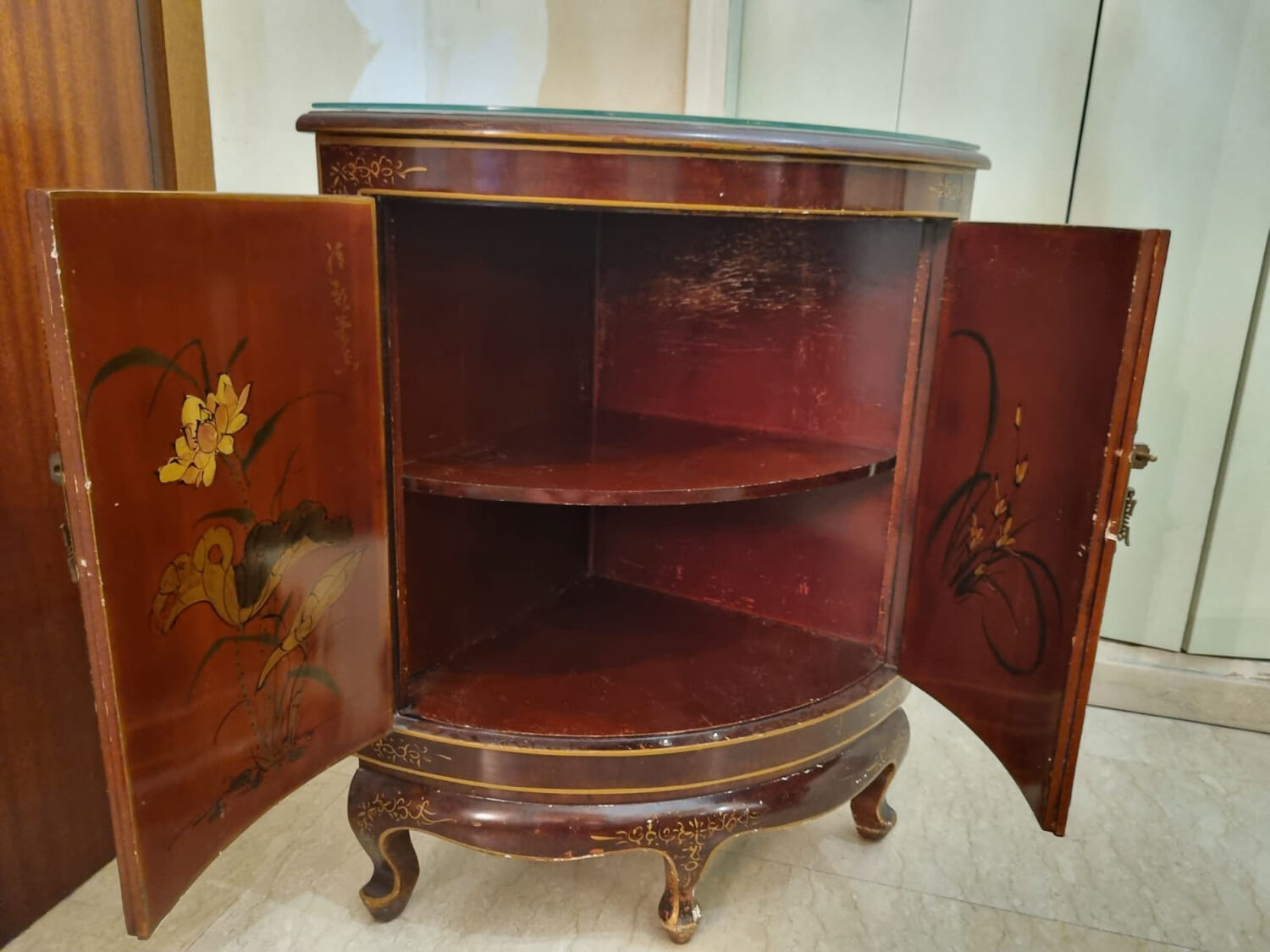 Chinese corner furniture