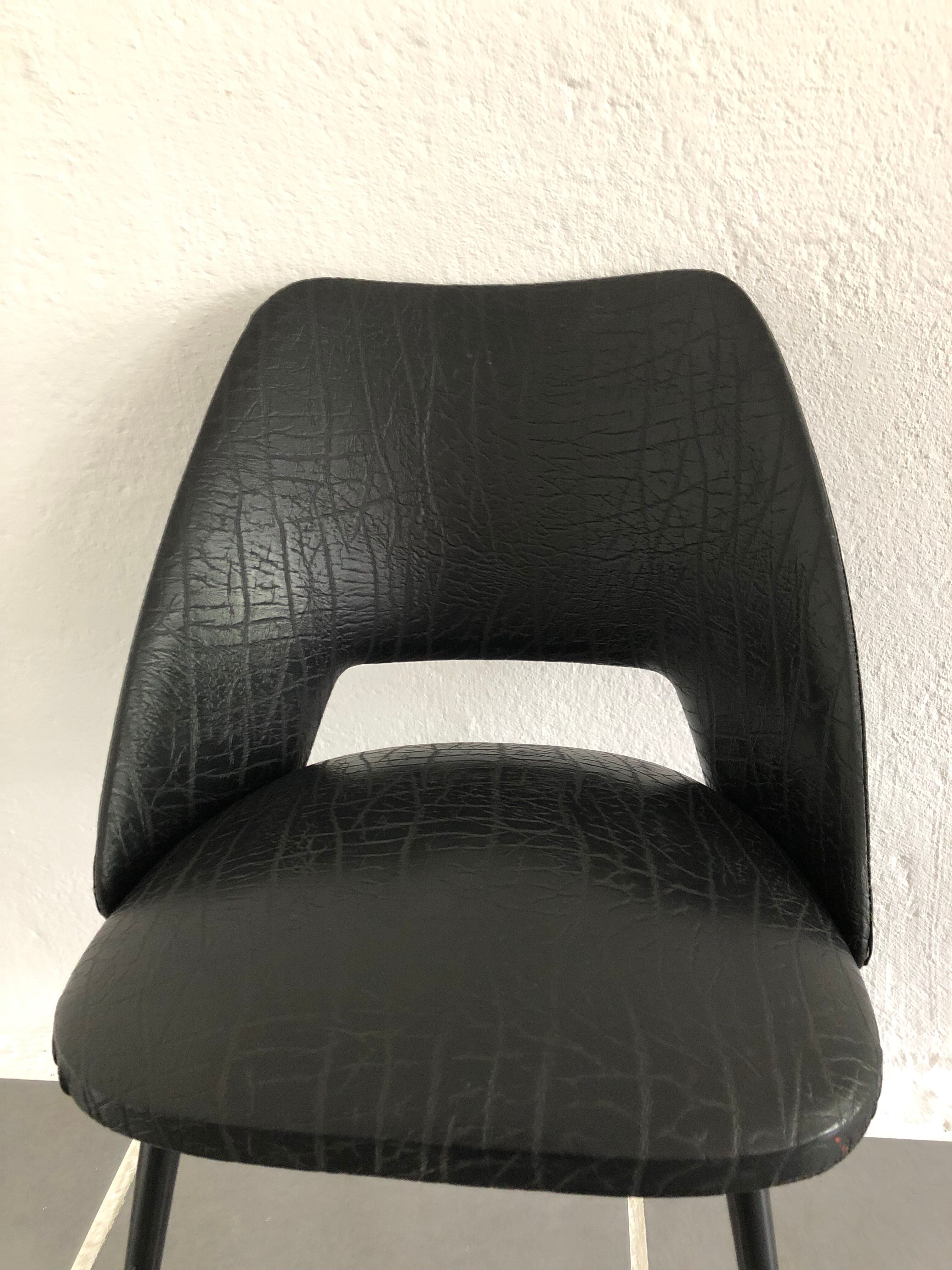 Vintage Italian chair 50s