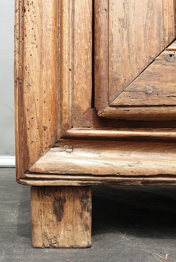 Confectionery buffet high Norman XVIIIth