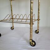 Dessert / shelf range vinyls and turntable