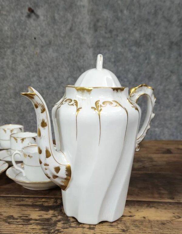 Service a thé ou a café en porcelaine style Louis XV Rocaile époque XIXeme