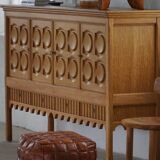 Mid-20th century pouf / ottoman cube in patinated brown leather, 1960s.