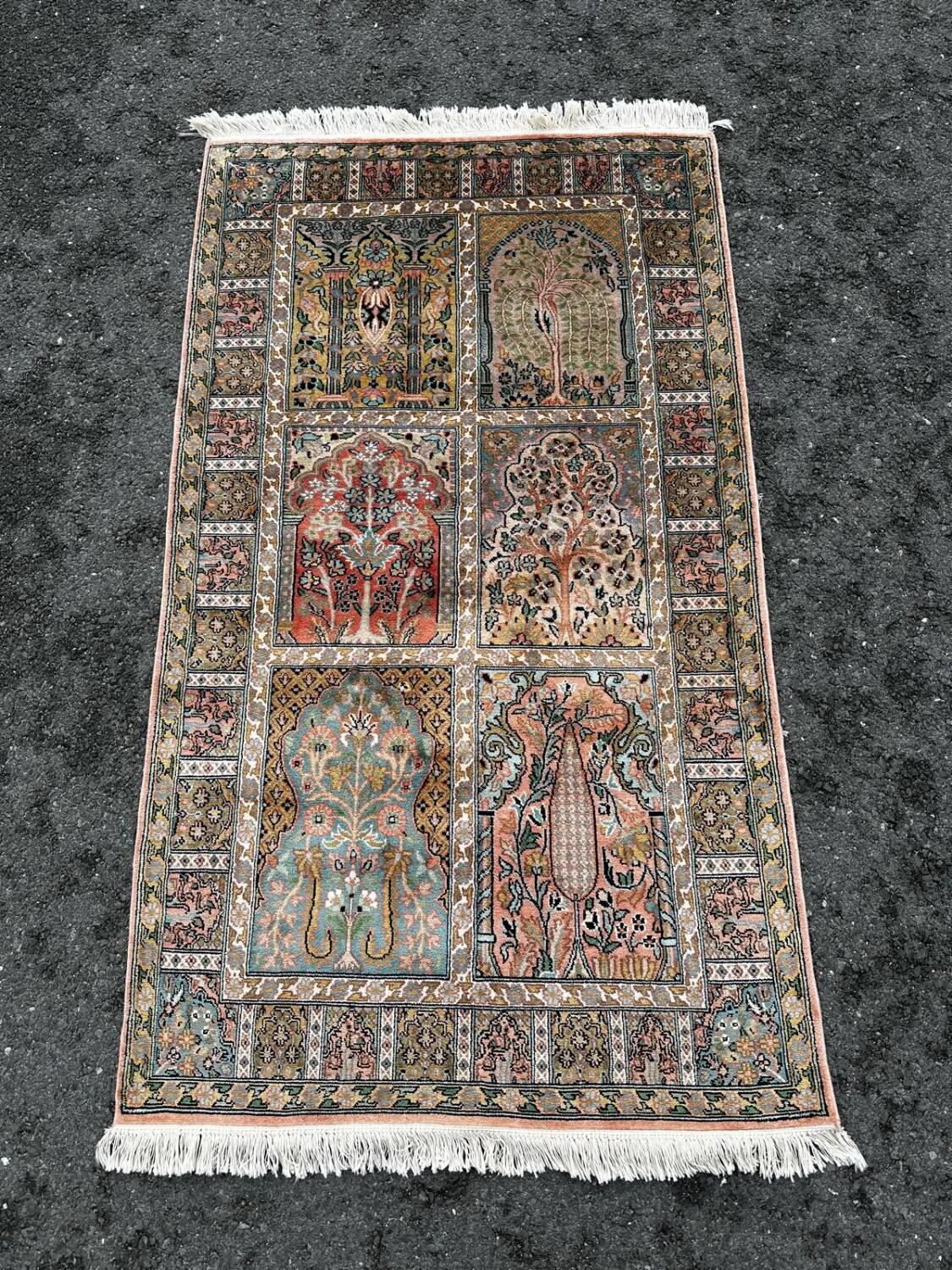 Handmade Indian silk rug