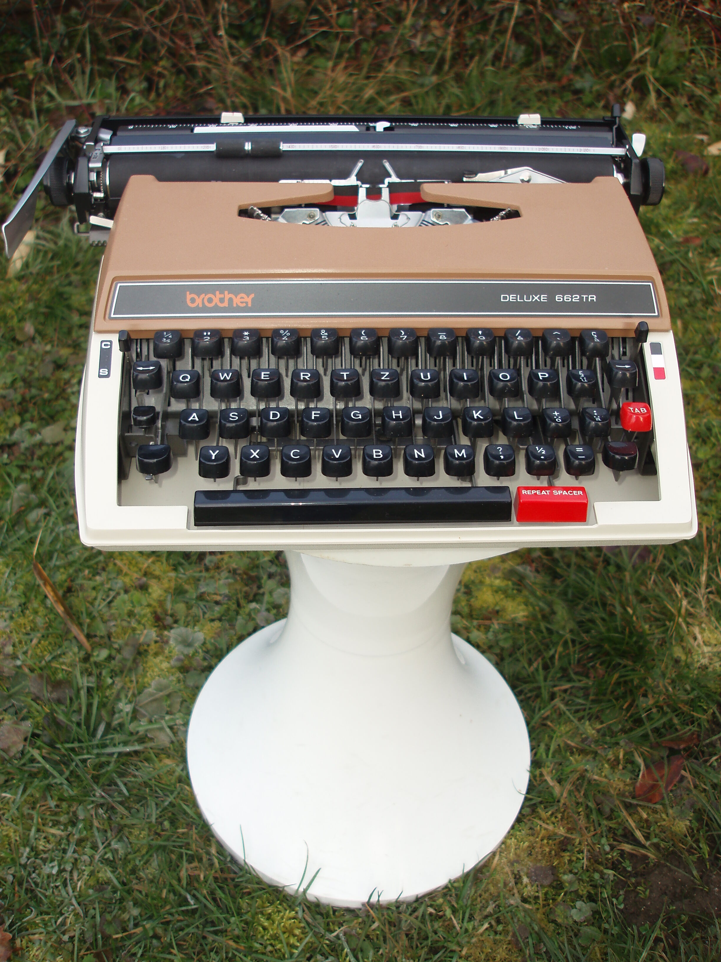 Machine a écrire brother 662 tr de luxe