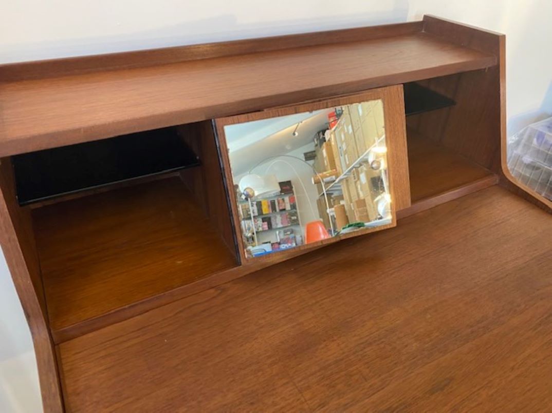 Scandinavian in vintage Danish teak from the 60s