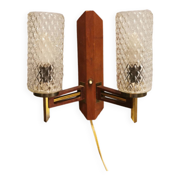 Applique danoise double en teck, laiton et verre cristal.