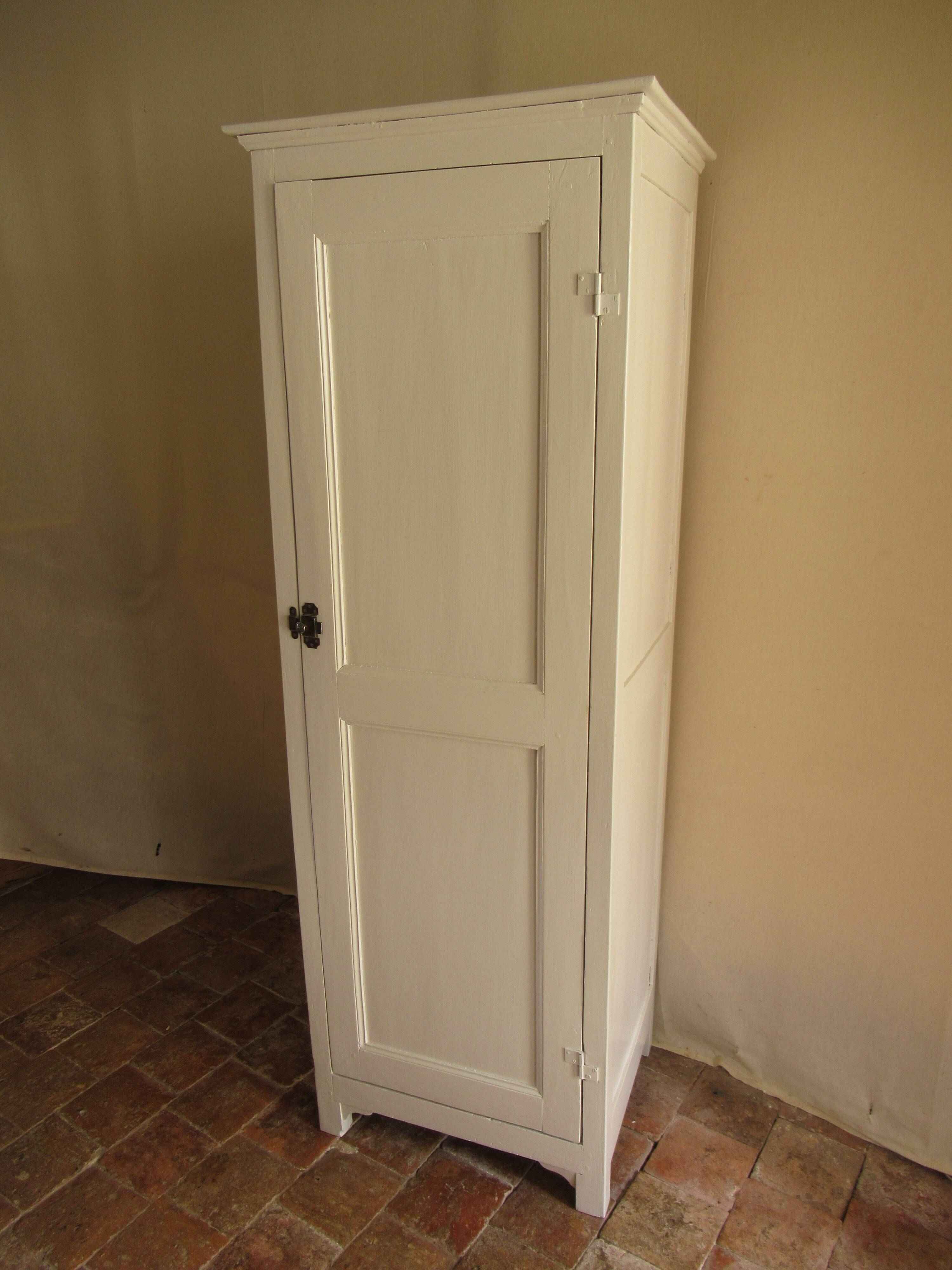 Parisian wardrobe with one door