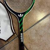 Ancienne Raquette de Tennis Adidas ADS 030 + Pochette de Protection –
